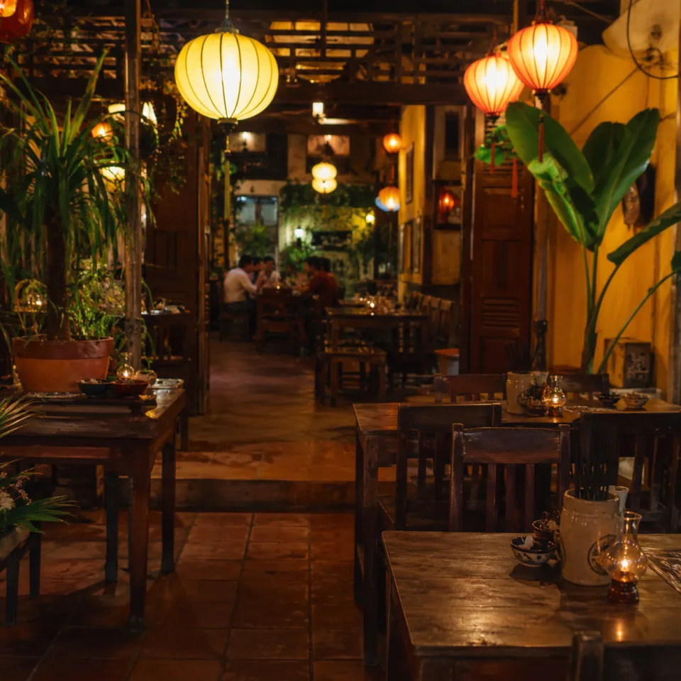 Bàn nướng đông khách tại Nguyễn Thị Nhạn